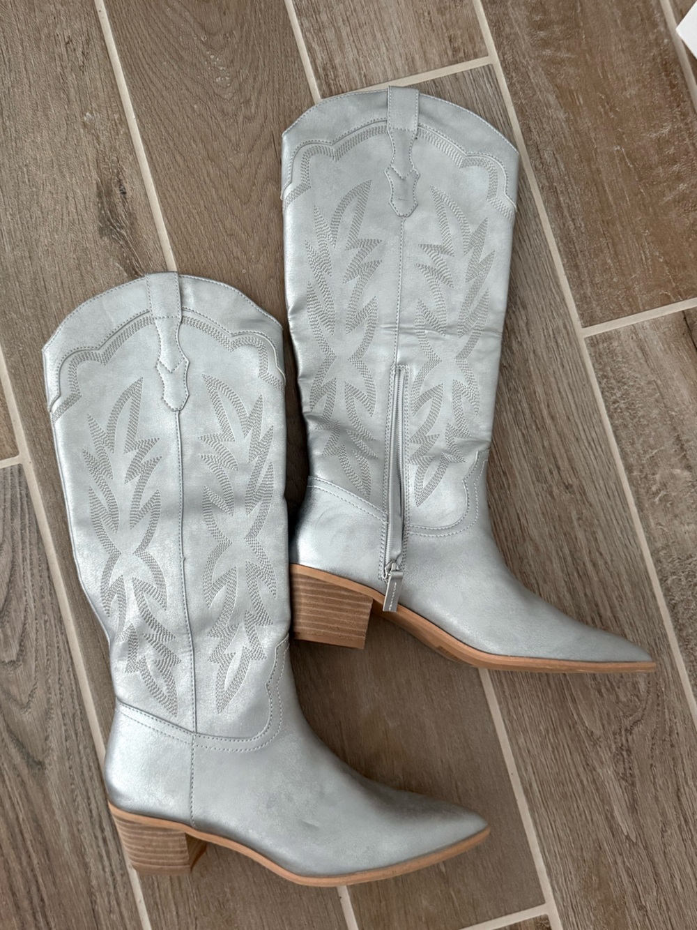 VICI Collection horseback Silver Western Knee-High Boots Cowgirl Sz 8.5